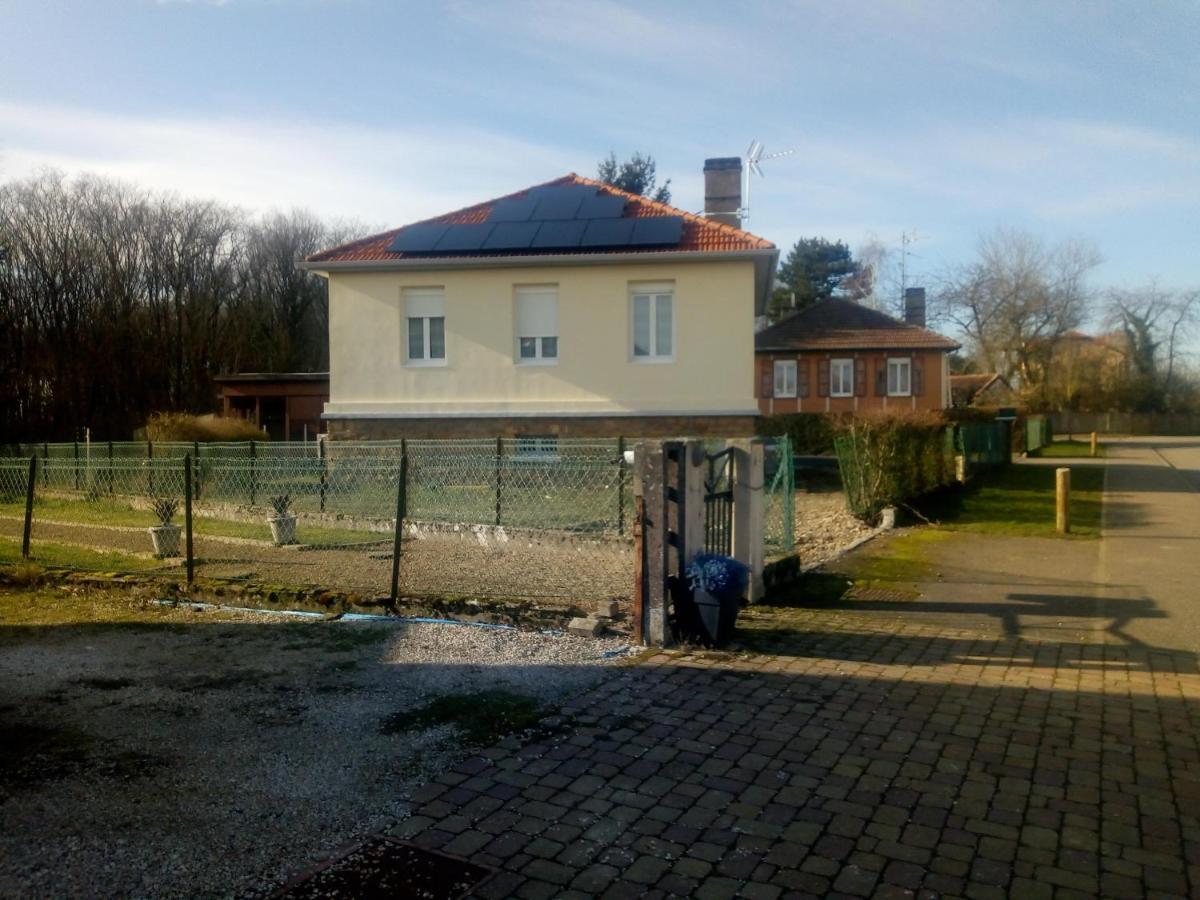La Maison Ecologique Batilly  Экстерьер фото